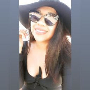 Meet your Posher, Monica